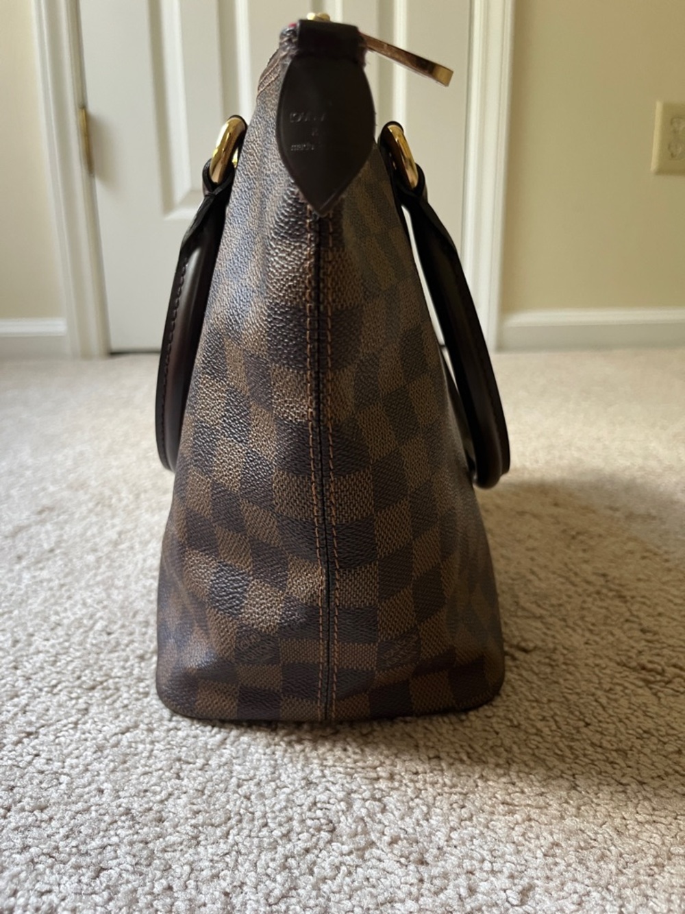 Louis Vuitton Saleya Handbag in Damier Ebene - Picture 5 of 15